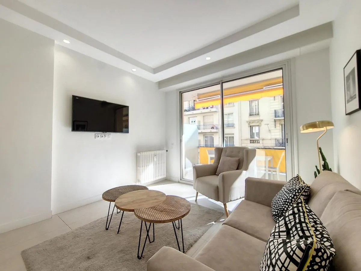 Nestor&Jeeves - Anglican Terrasse - Central - Very Close Sea Nicea 0*,